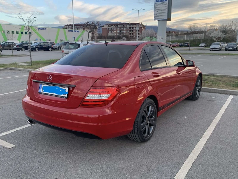 Mercedes-Benz C 220, снимка 6 - Автомобили и джипове - 48312551