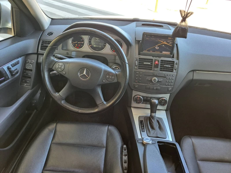 Mercedes-Benz C 320 CDI, снимка 12 - Автомобили и джипове - 48553291