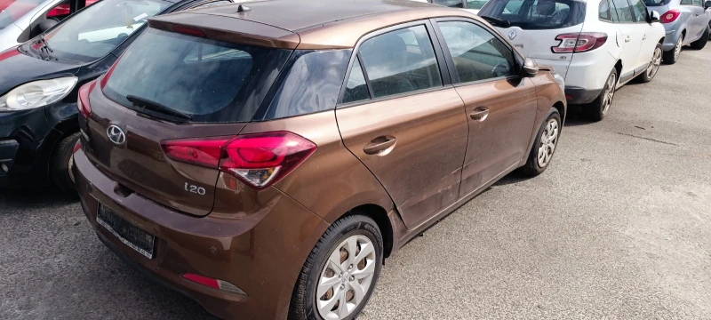 Hyundai I20 1.2i, снимка 3 - Автомобили и джипове - 48569897