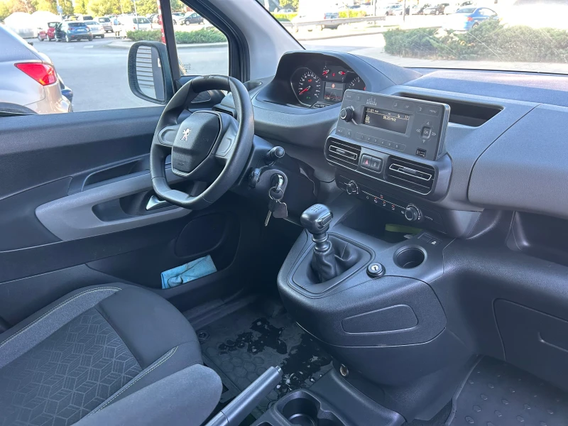 Peugeot Rifter 2020* БЕНЗИН* НОВ* * , снимка 12 - Автомобили и джипове - 51066980