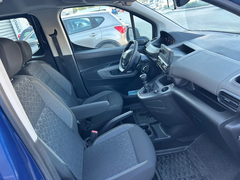 Peugeot Rifter 2020* БЕНЗИН* НОВ* * , снимка 11 - Автомобили и джипове - 51066980