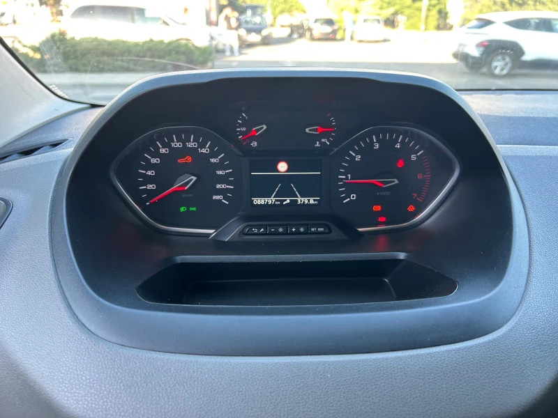 Peugeot Rifter 2020* БЕНЗИН* НОВ* * , снимка 9 - Автомобили и джипове - 51066980