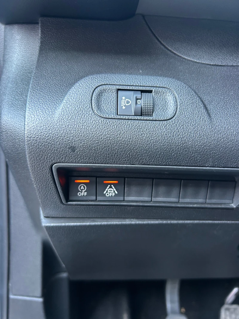 Peugeot Rifter 2020* БЕНЗИН* НОВ* * , снимка 10 - Автомобили и джипове - 51066980