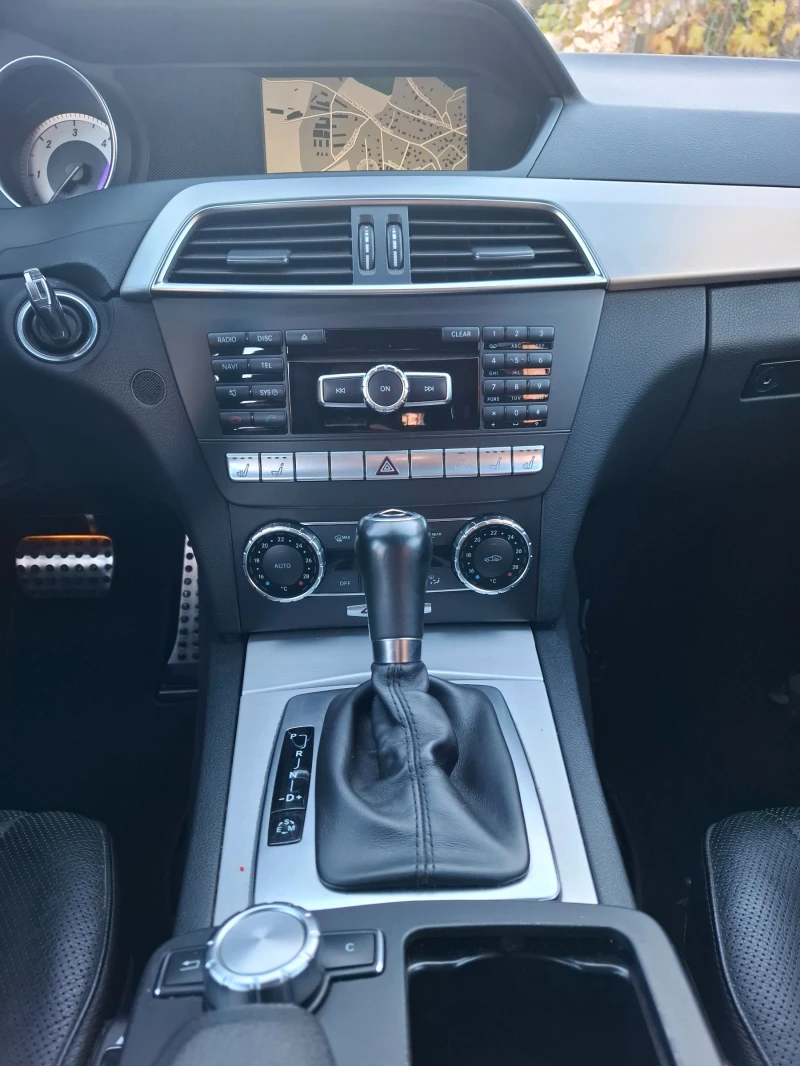 Mercedes-Benz C 300 FULL AMG Германия , снимка 12 - Автомобили и джипове - 52338056