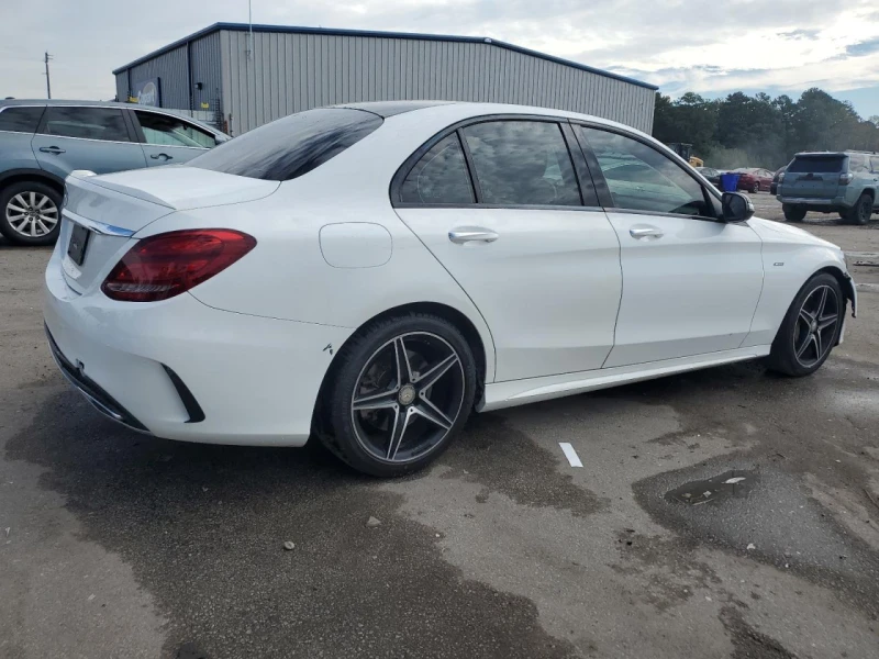 Mercedes-Benz C 450 AMG 4MATIC AMG / Панорама / Кожа / Keyless/ Burmester, снимка 4 - Автомобили и джипове - 52489630