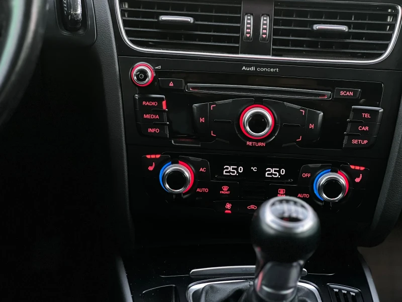 Audi A4 S-LINE / ПОДГРЕВ / FACE / LED , снимка 12 - Автомобили и джипове - 52616167