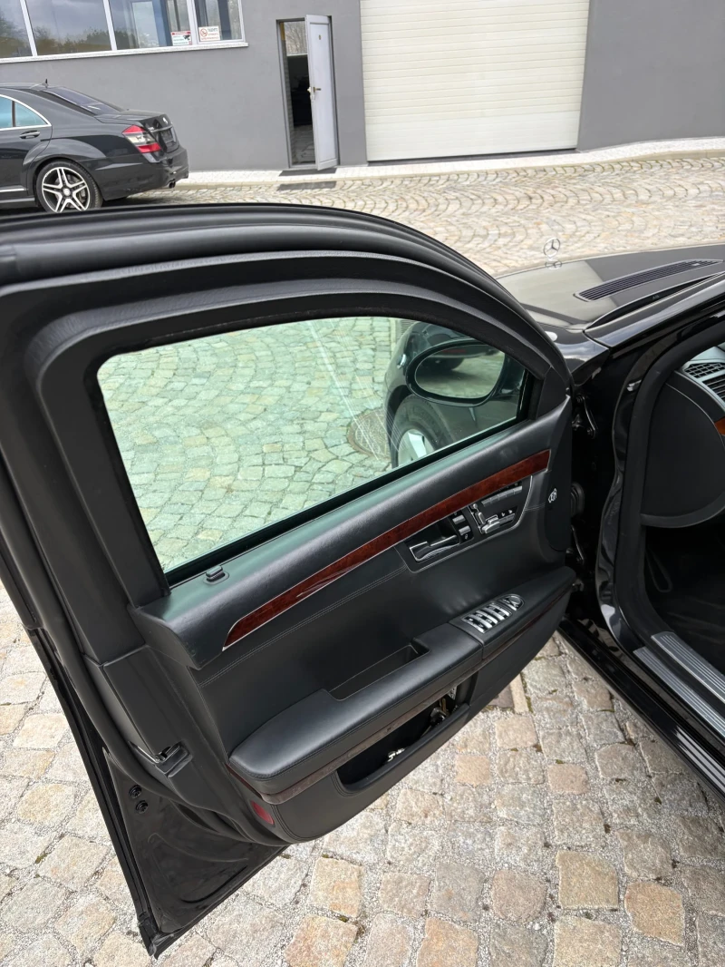 Mercedes-Benz S 600  B7 Armored, снимка 11 - Автомобили и джипове - 52938046