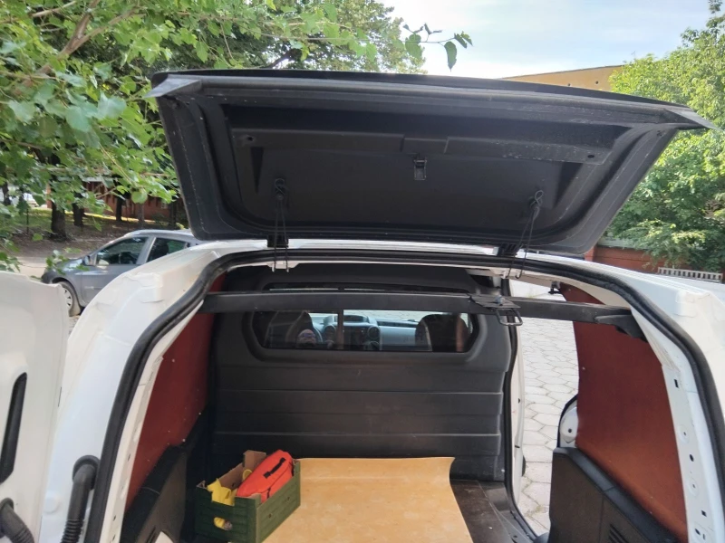 Peugeot Partner, снимка 5 - Автомобили и джипове - 53190594