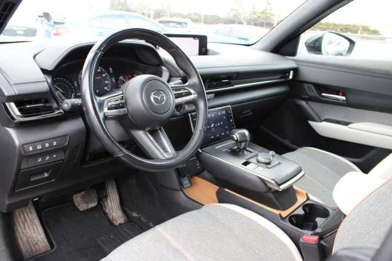 Mazda MX-30 EV Sky Active Premium Plus, снимка 9 - Автомобили и джипове - 53362354