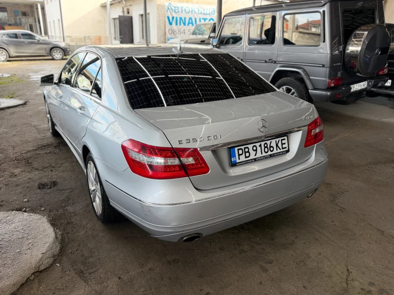 Mercedes-Benz E 350 4 MATIC, снимка 4 - Автомобили и джипове - 53391975