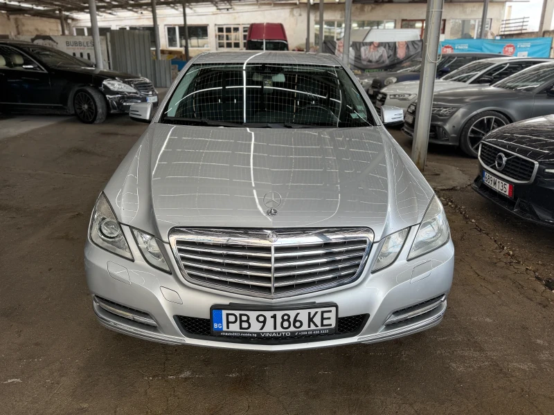 Mercedes-Benz E 350 4 MATIC, снимка 6 - Автомобили и джипове - 53391975