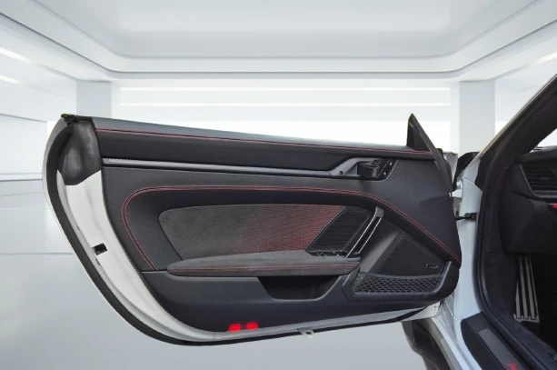 Porsche 911 GT3 RS = Weissach = Гаранция - изображение 7