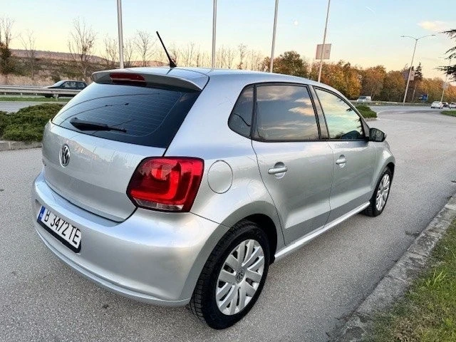 VW Polo, снимка 5 - Автомобили и джипове - 56619019