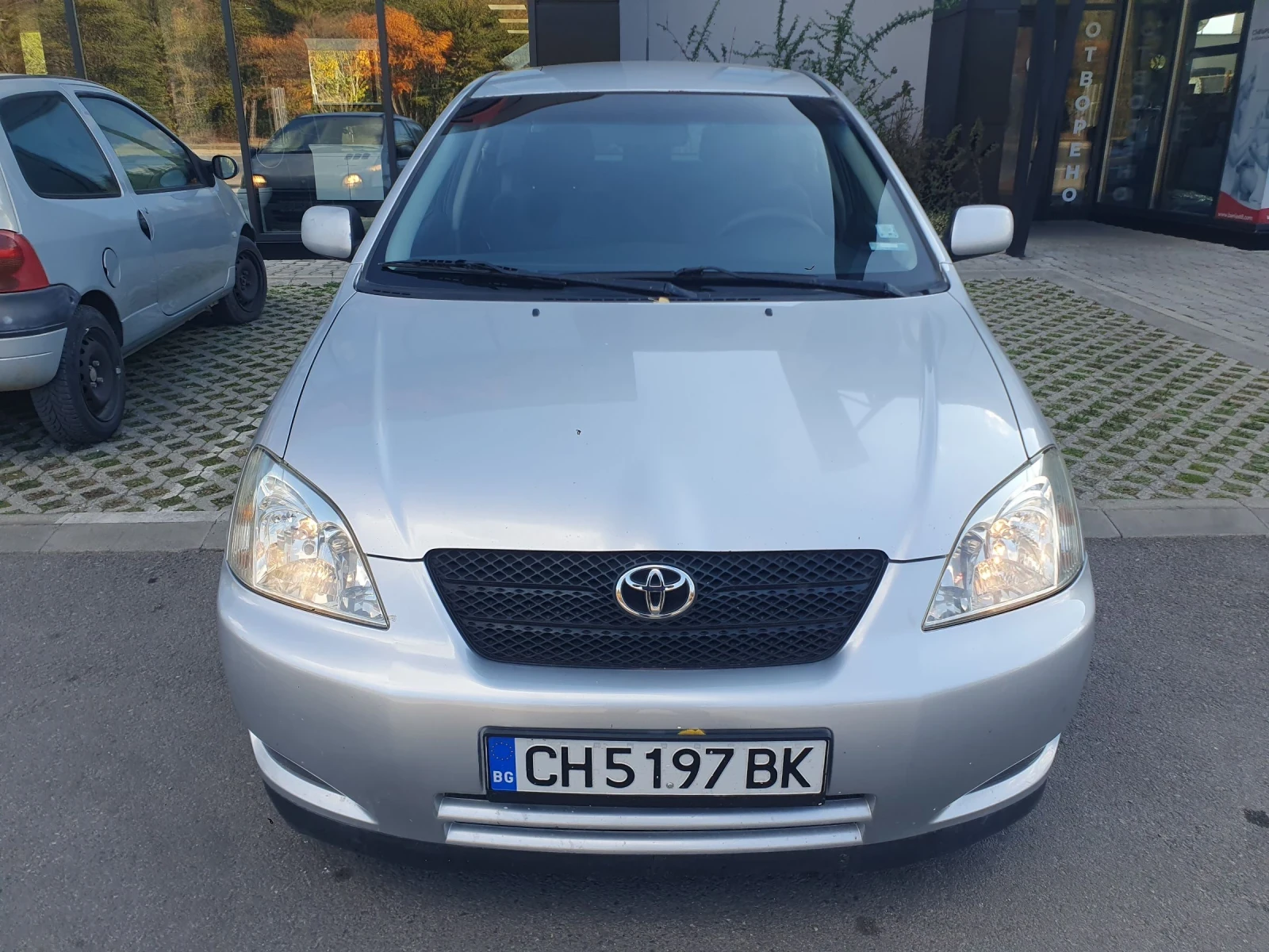 Toyota Corolla 2, 0 tdi 90 hp - изображение 2