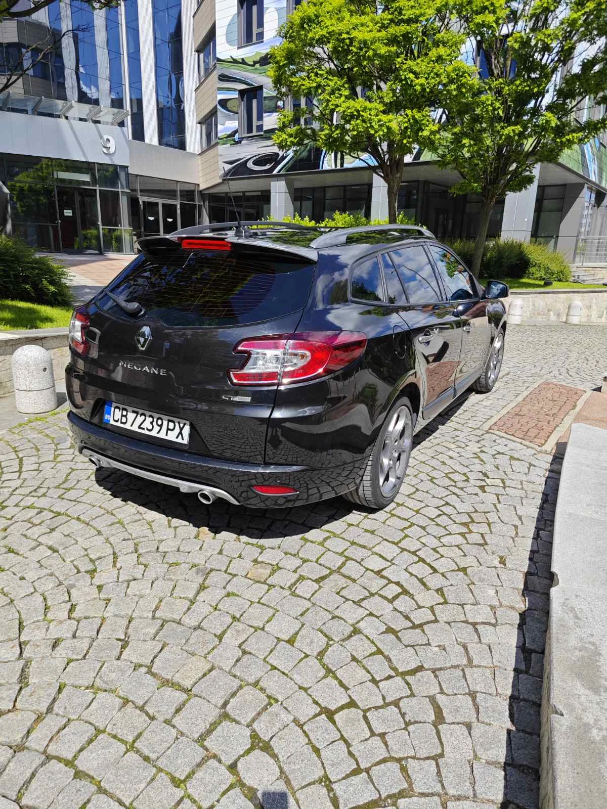 Renault Megane 2.0 TCE 180 к.с. GT Sport Tourer - изображение 5