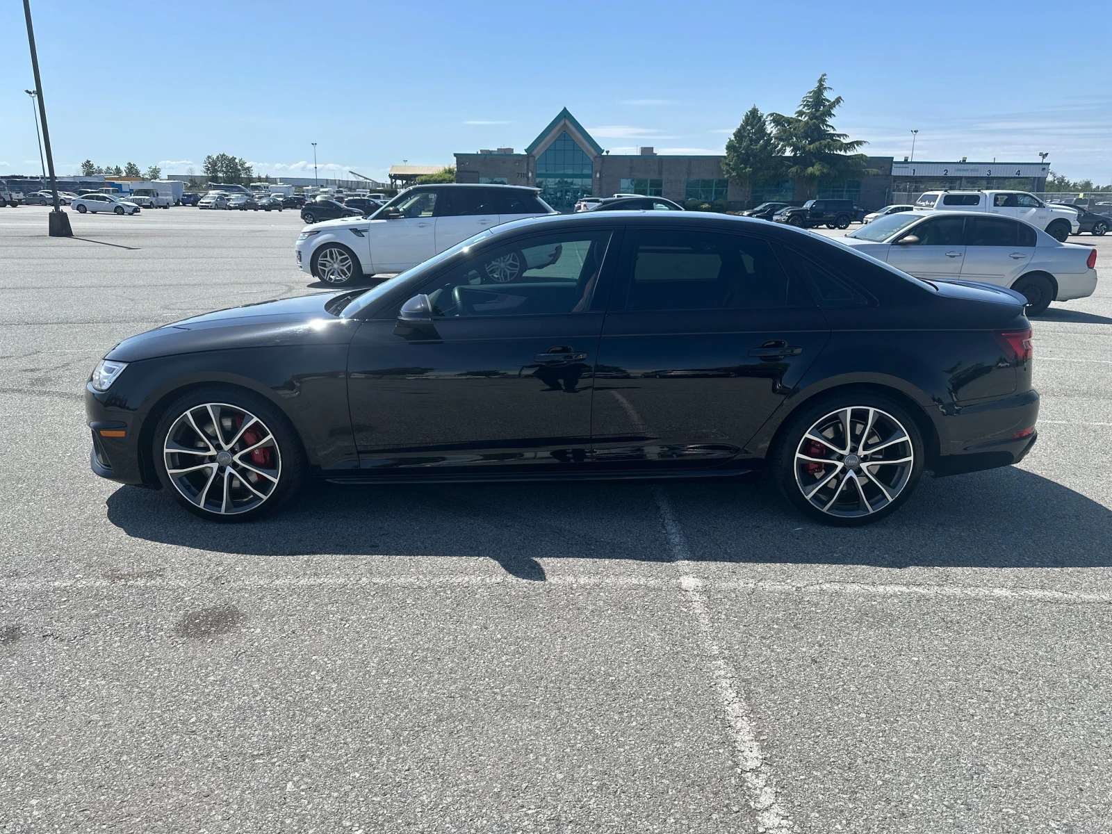 Audi S4 Progressiv* ЦЕНА ДО БЪЛГАРИЯ * (CARFAX) - изображение 3