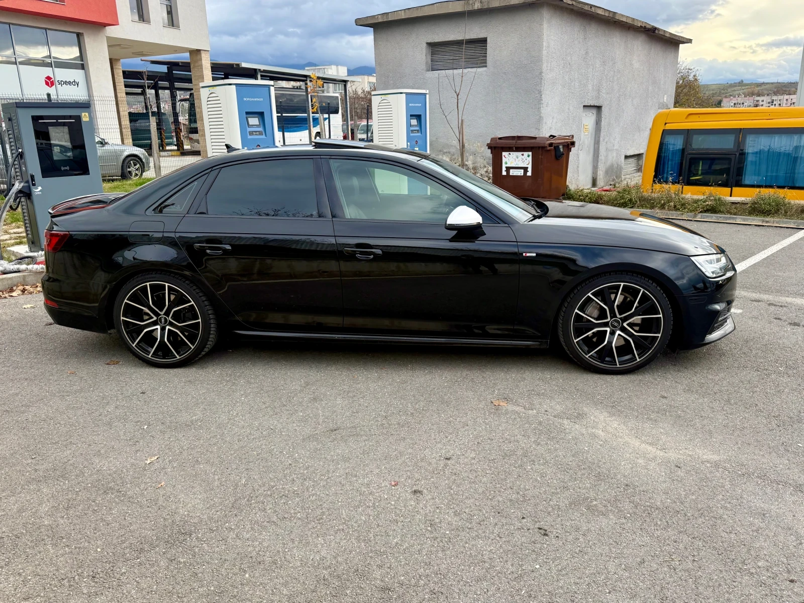Audi A4 S LINE QUATTRO FULL CARPLAY | Mobile.bg   4