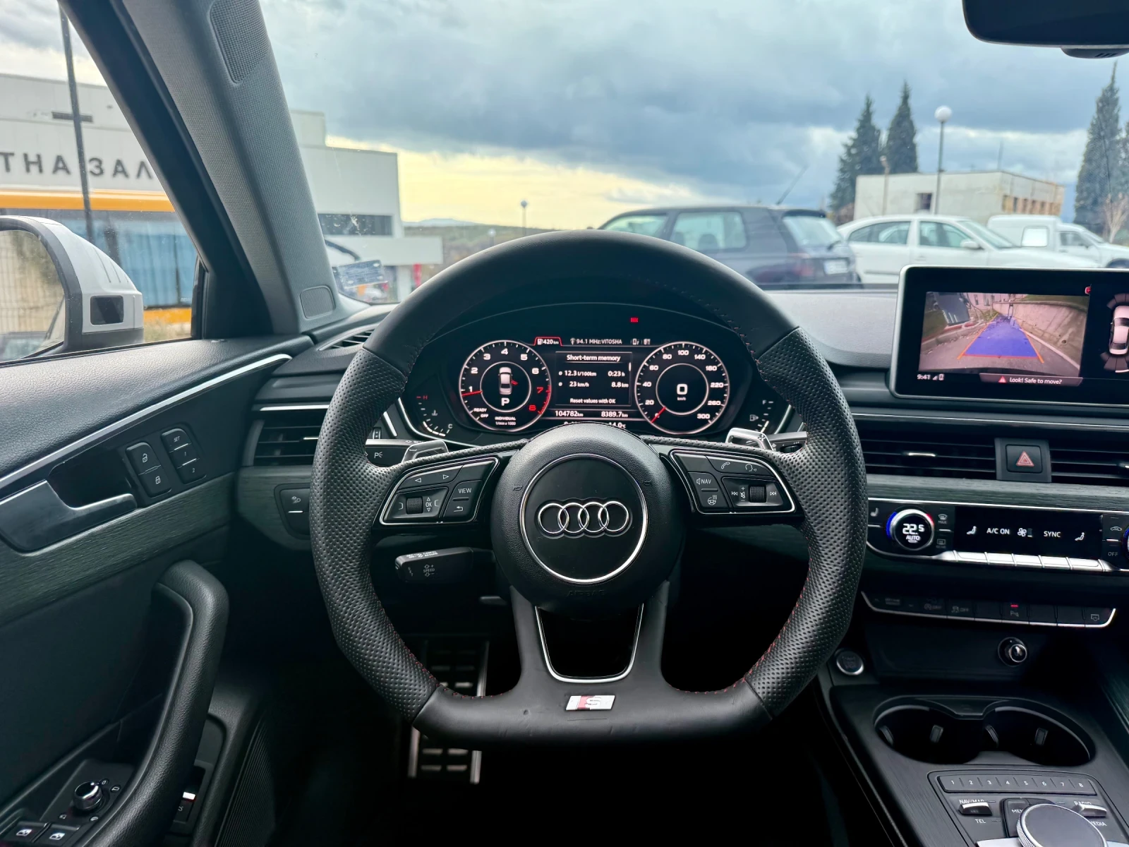 Audi A4 S LINE QUATTRO FULL CARPLAY | Mobile.bg   15
