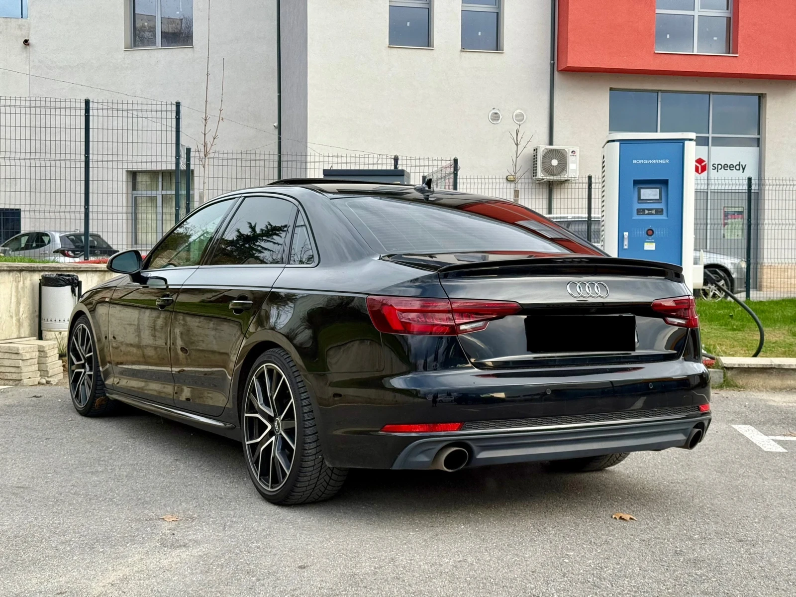 Audi A4 S LINE QUATTRO FULL CARPLAY | Mobile.bg   8