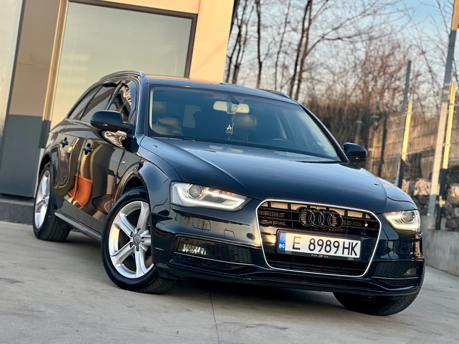 Audi A4 S-LINE / ПОДГРЕВ / FACE / LED  - изображение 3