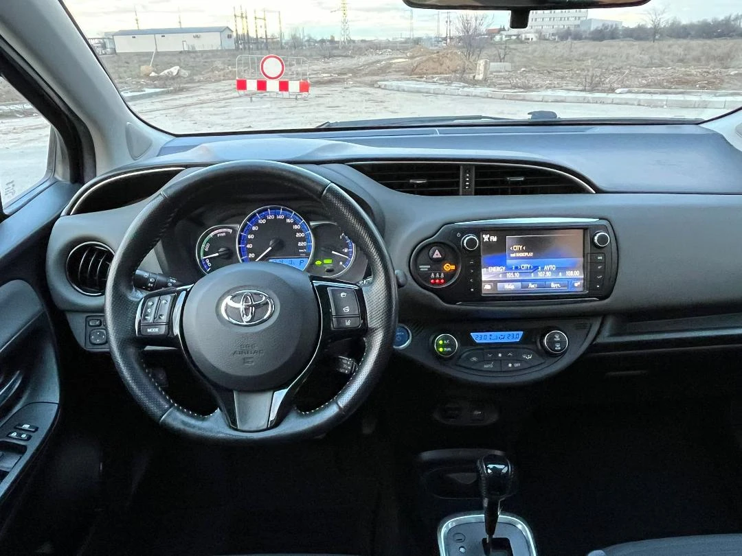 Toyota Yaris Hybrid - New Face - Style - ��������� | Mobile.bg � ����������� 12