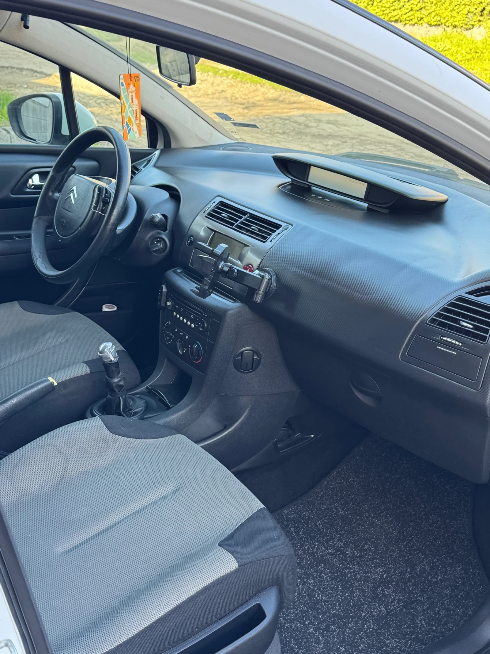 Citroen C4 1.6 HDI - изображение 9