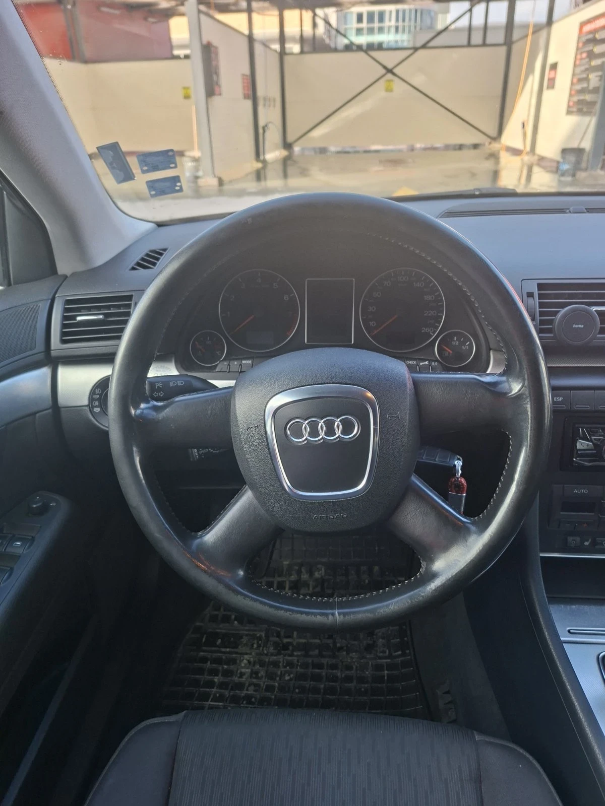 Audi A4 1.8 � | Mobile.bg � ����������� 12