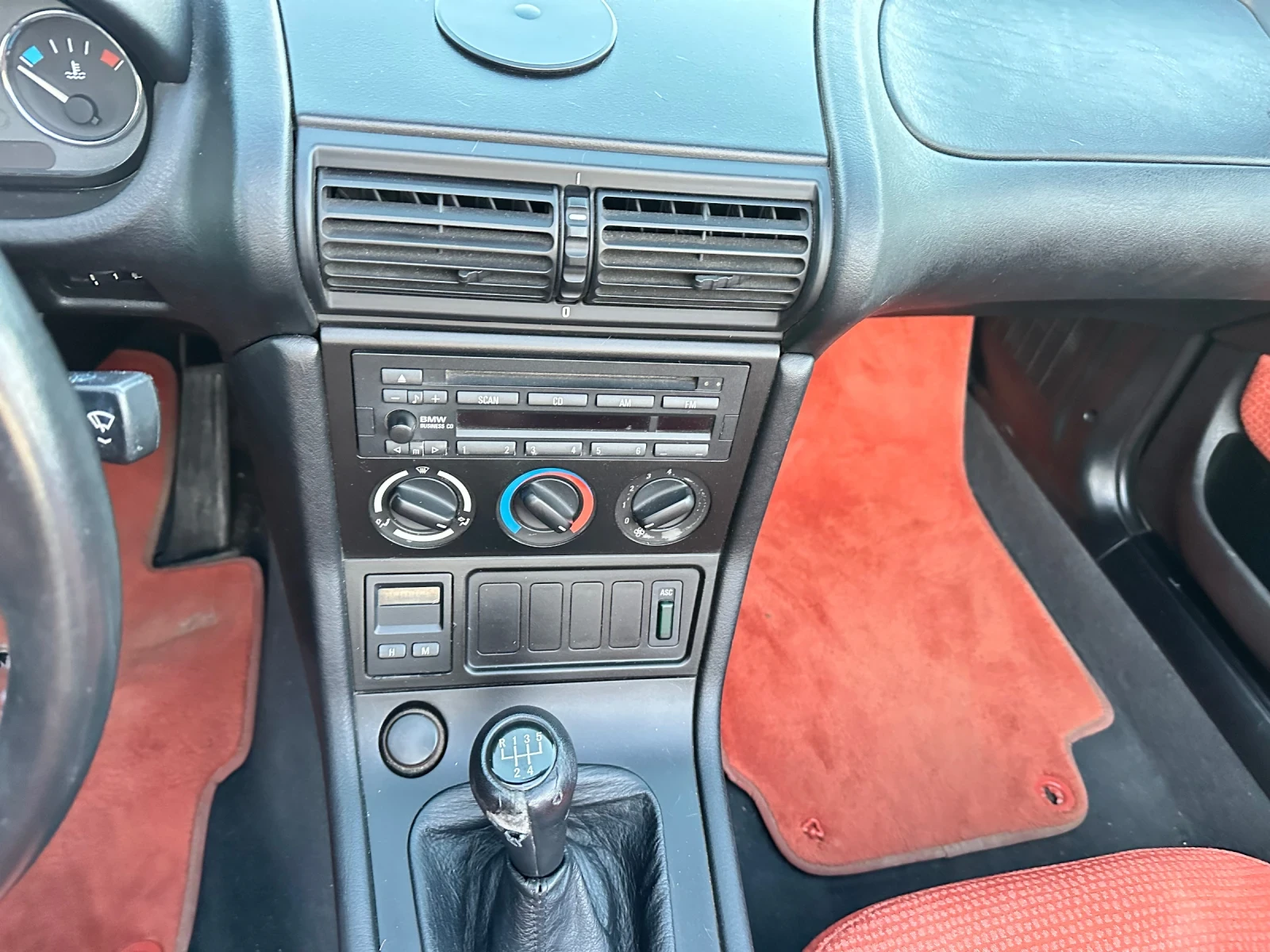 BMW Z3 1.9IS/ Лизинг, снимка 11 - Автомобили и джипове - 54245364