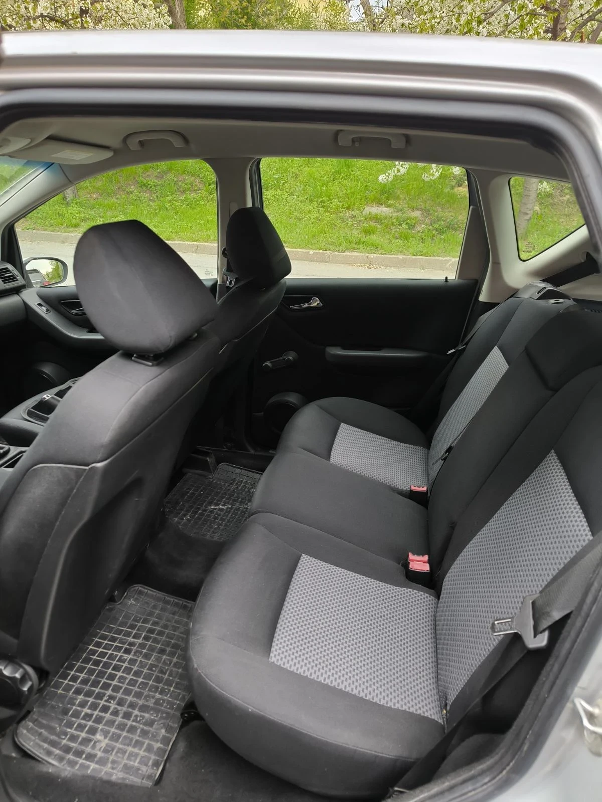 Mercedes-Benz A 180, снимка 10 - Автомобили и джипове - 54286701