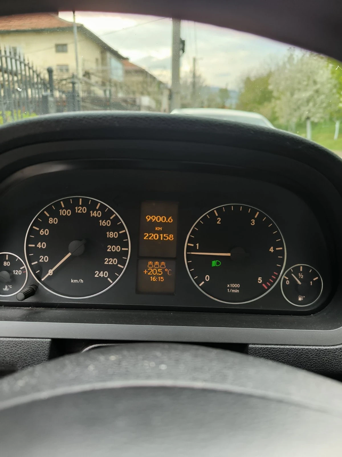 Mercedes-Benz A 180, снимка 8 - Автомобили и джипове - 54286701