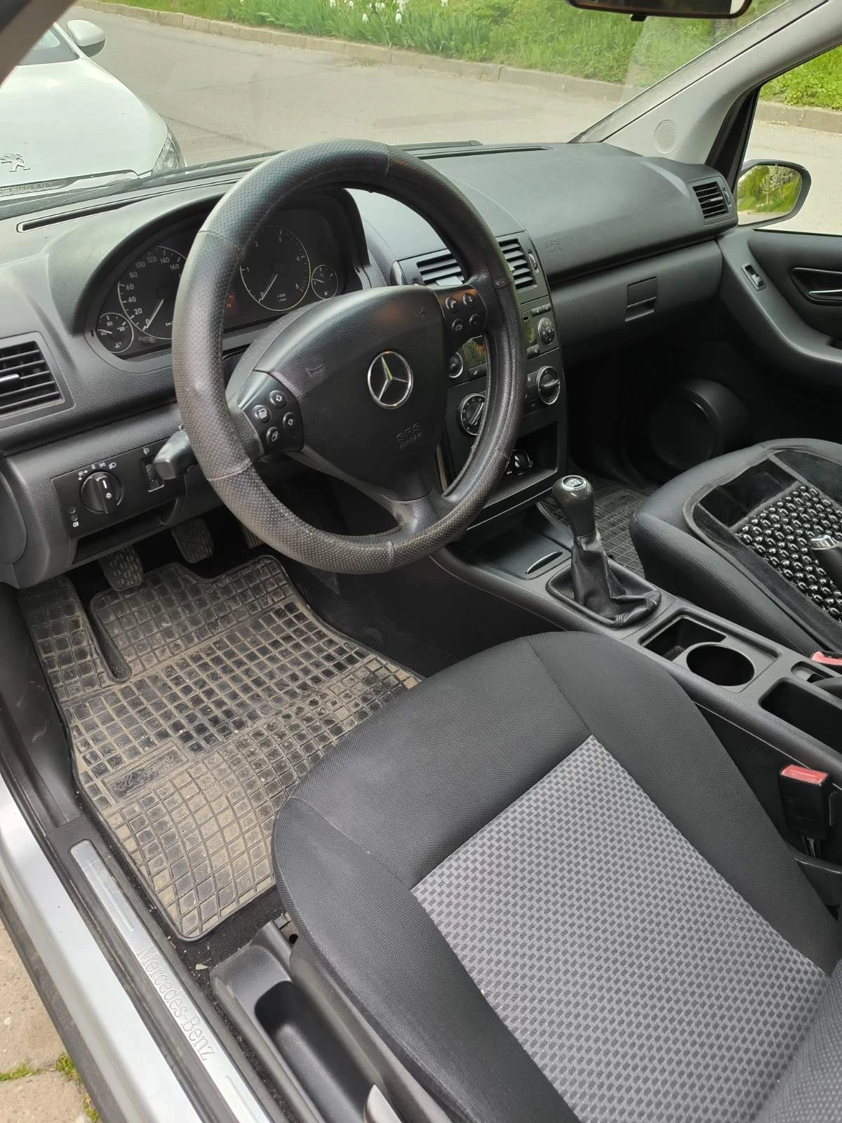 Mercedes-Benz A 180, снимка 7 - Автомобили и джипове - 54286701