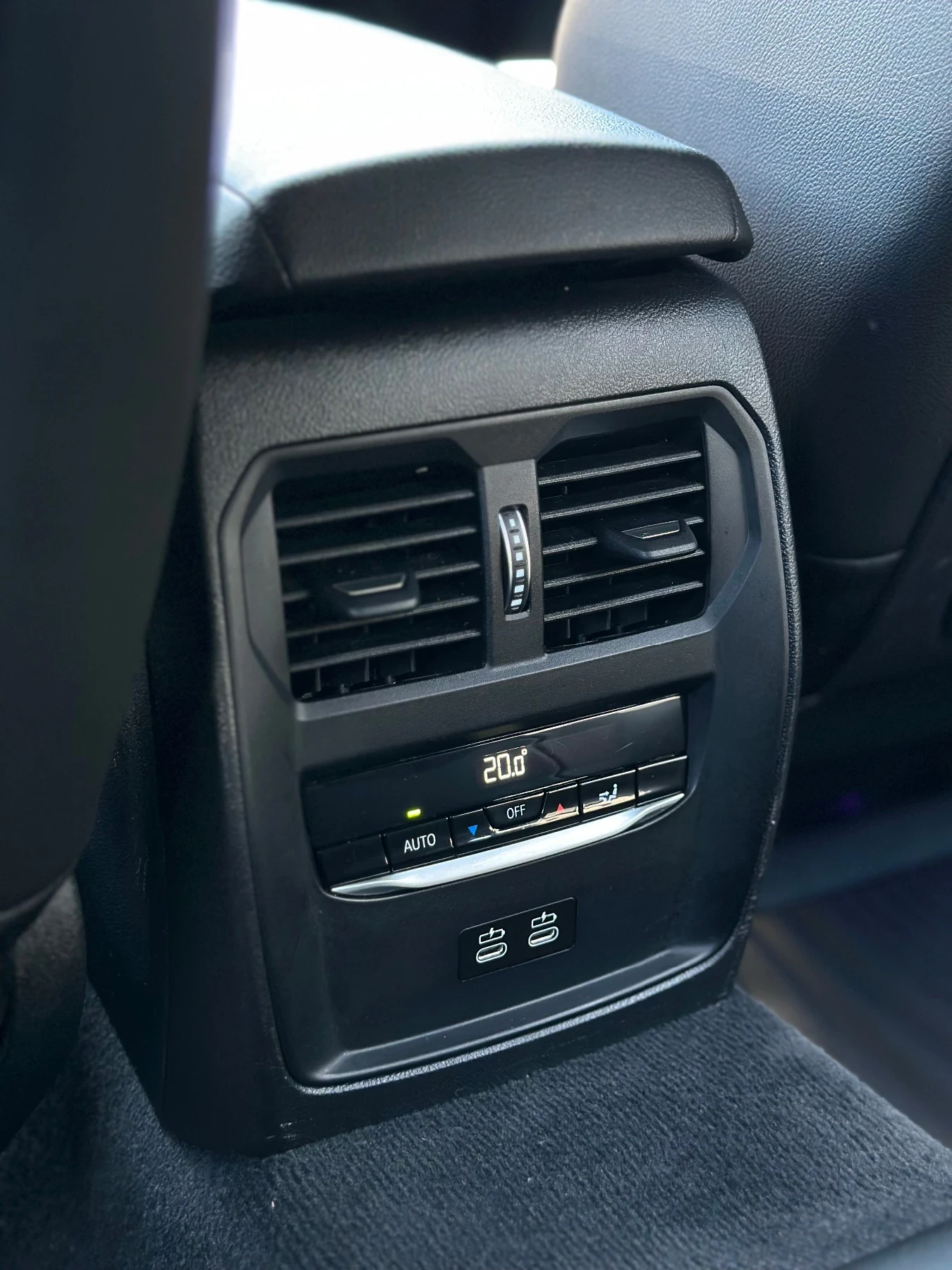 BMW 318 2.0TDI, снимка 15 - Автомобили и джипове - 54318719