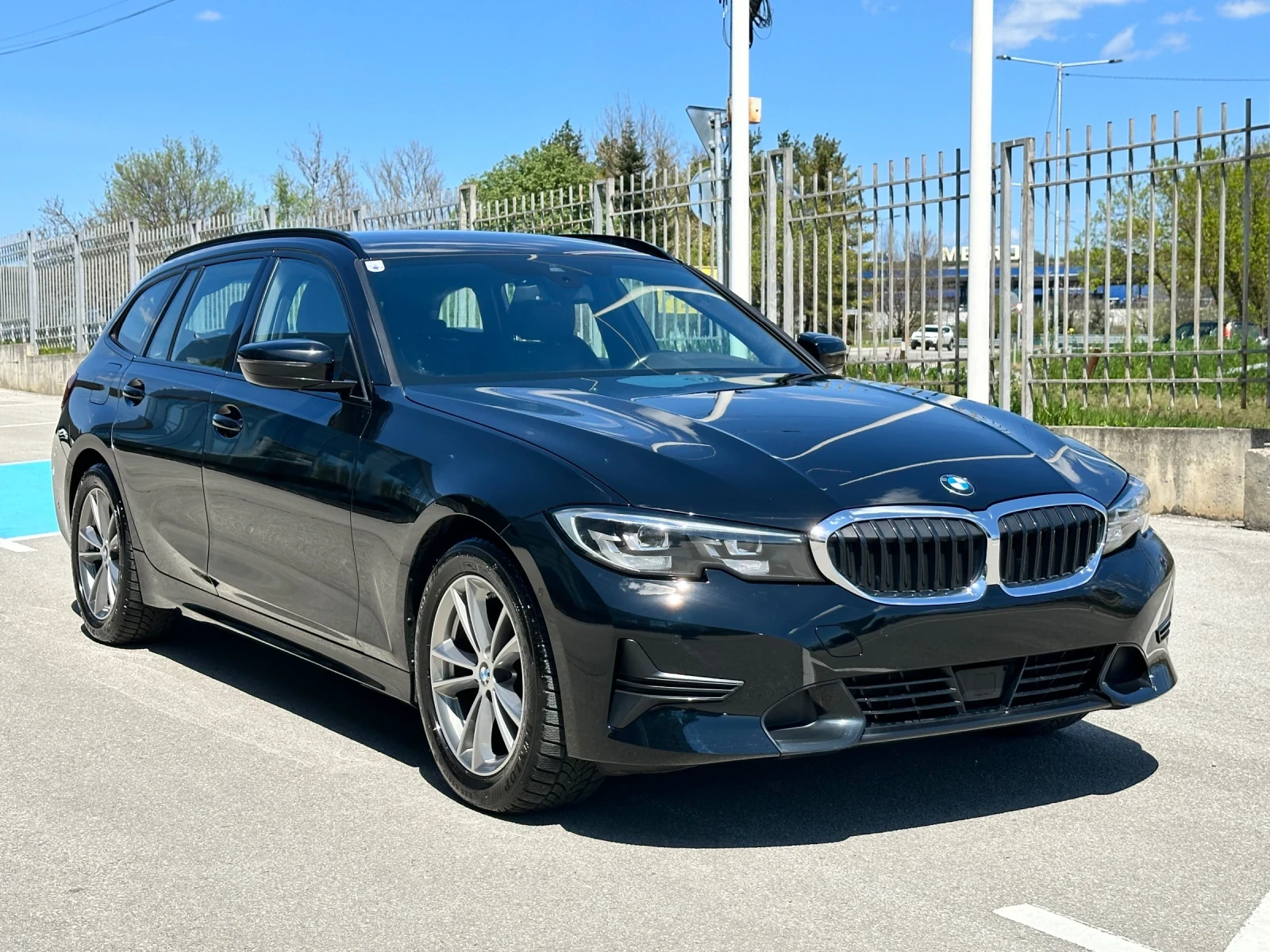 BMW 318 2.0TDI, снимка 3 - Автомобили и джипове - 54318719