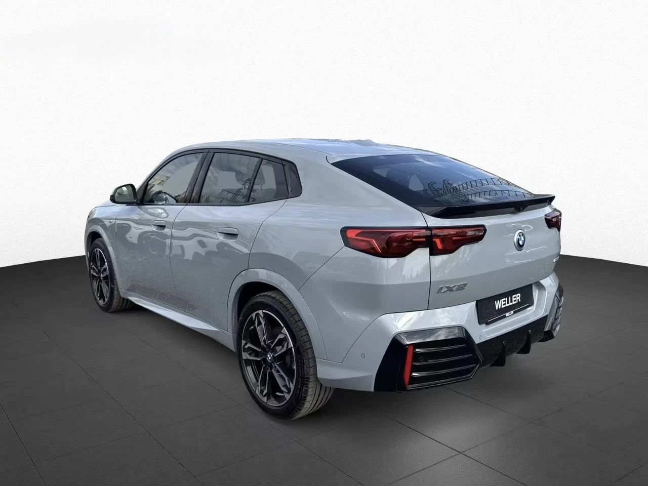 BMW iX2 eDrive20 M-Sport Ad.LED DISTR Heated Seats Keyless | Mobile.bg � ����������� 4