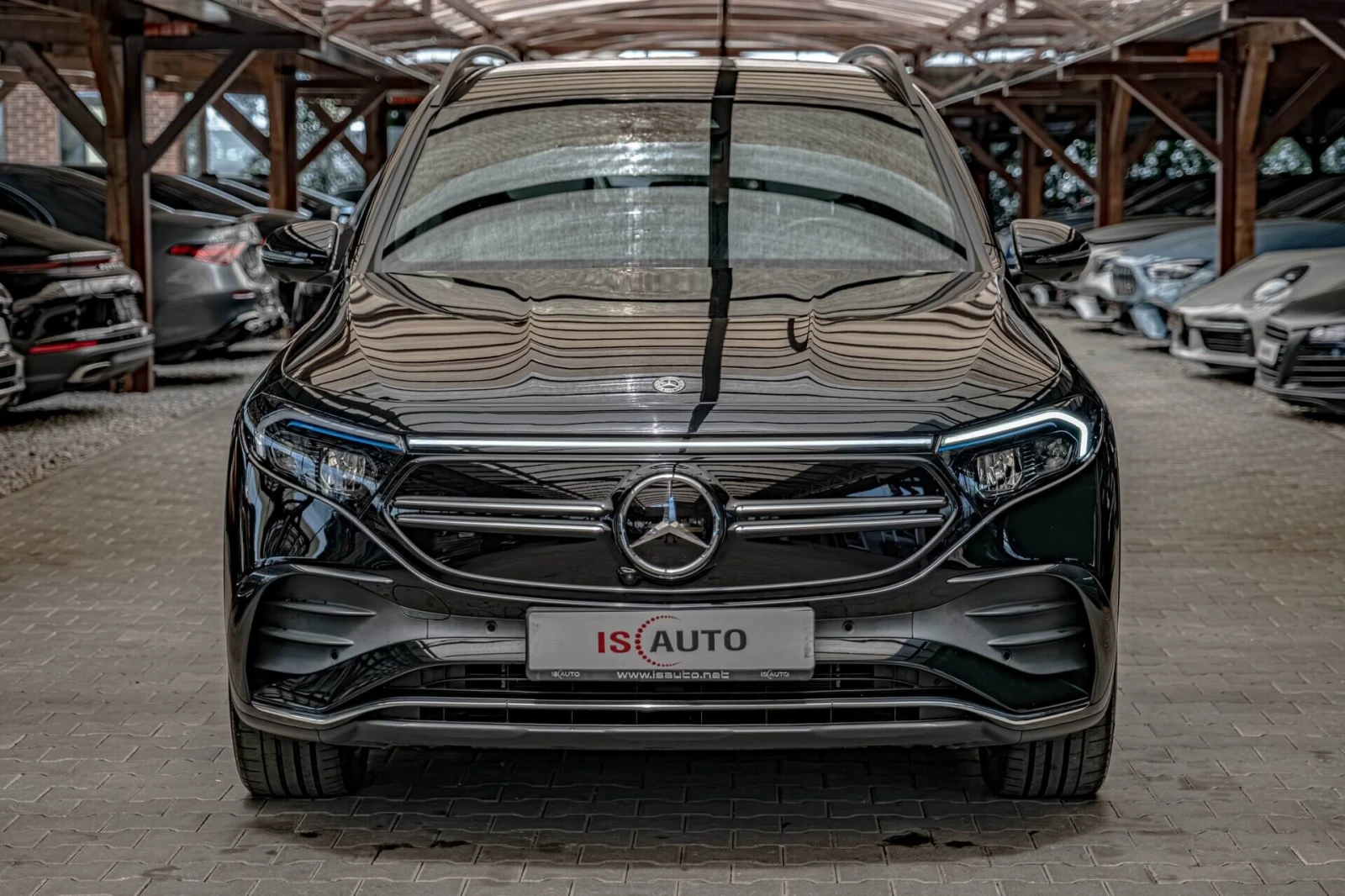 Mercedes-Benz EQB 300/4Matic/AMG/Edition/Ambient/MBUX/Камера 360