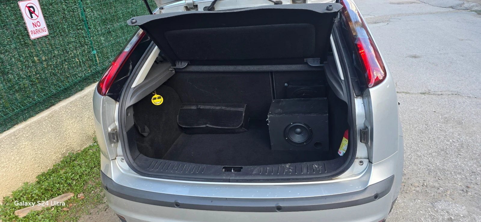 Ford Focus 1.6 Ti-VCT , снимка 11 - Автомобили и джипове - 54895520