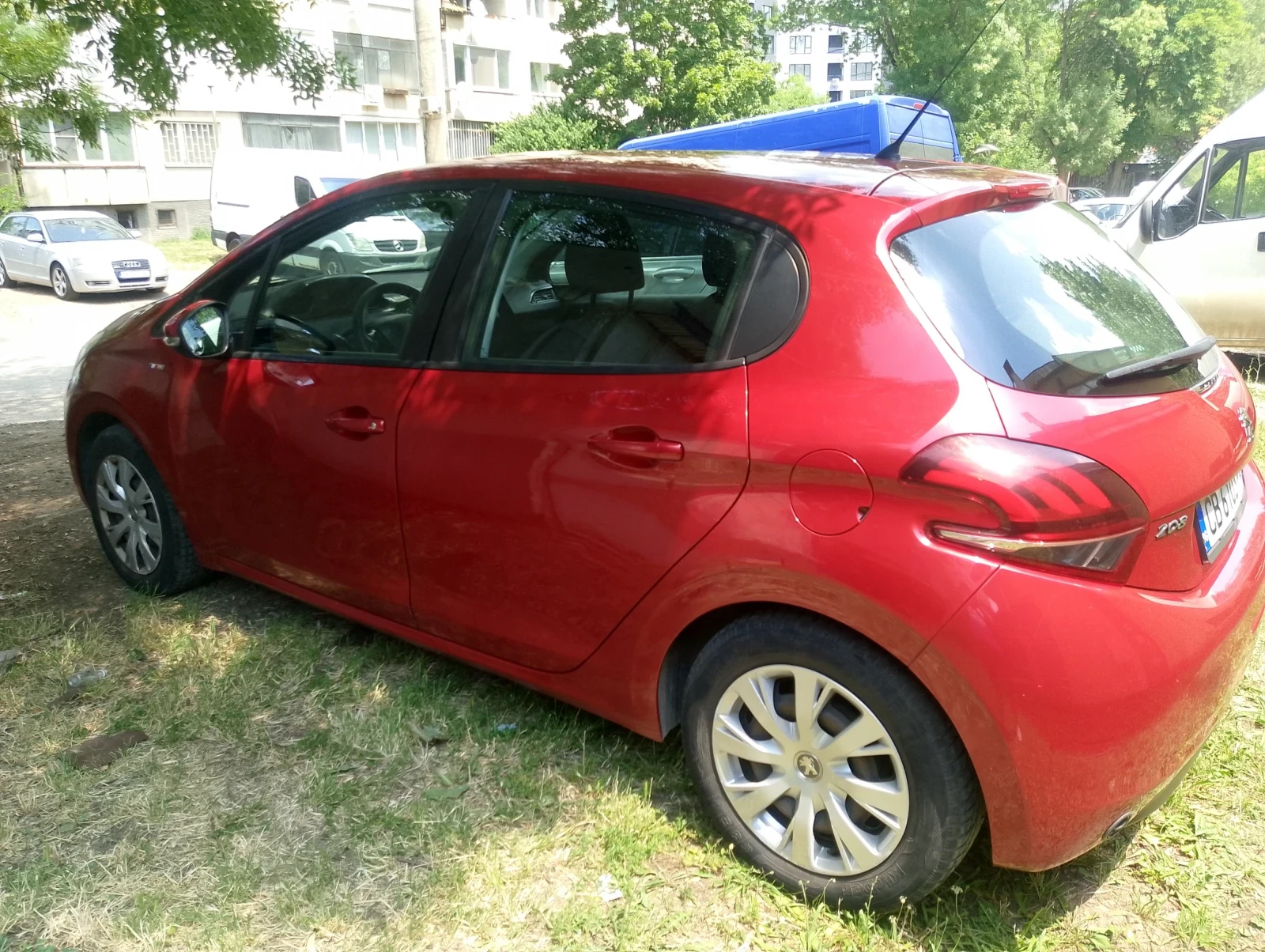 Peugeot 208 1.2, закупен от Пежо Люлин, фабрична ГУ BRC., снимка 5 - Автомобили и джипове - 55068938