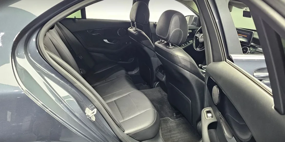 Mercedes-Benz C 200 97к км* Камера* Памет* Кожа* Пано* КРАЙНА ЦЕНА* , снимка 11 - Автомобили и джипове - 55246312