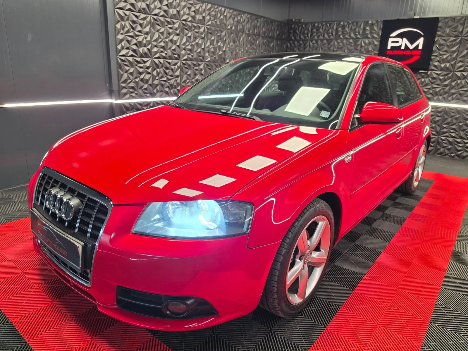 Audi A3 1.9TDI* 105к.с* S-LINE* ПАНОРАМА* ОБСЛУЖЕН* ТЕМПОМ, снимка 2 - Автомобили и джипове - 55476830