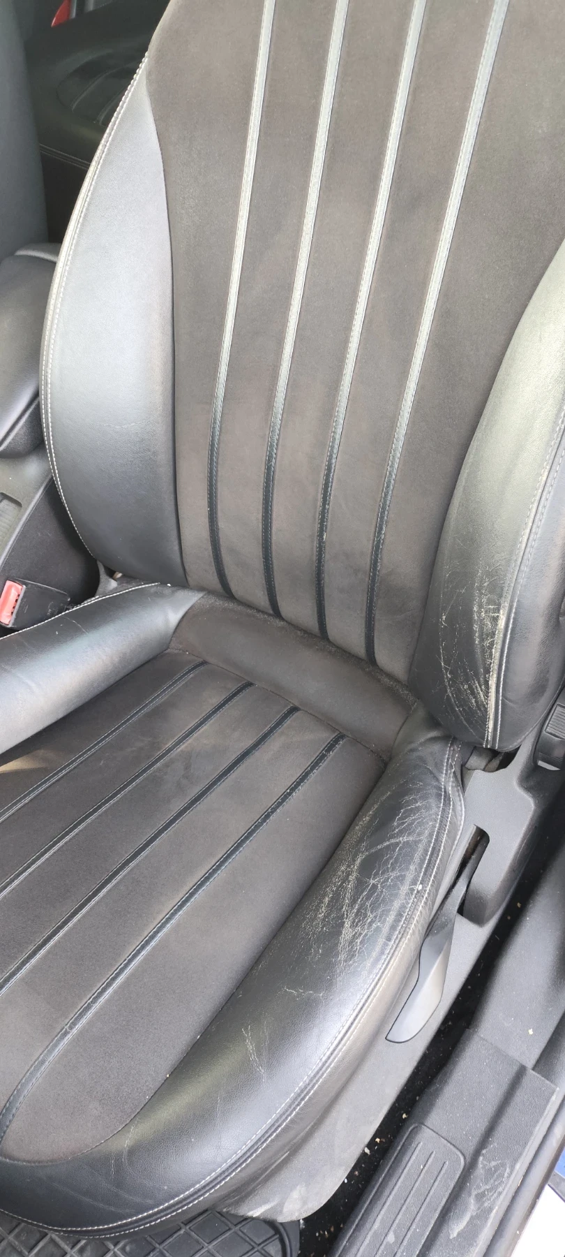 Lancia Delta 1.6 Multijet, снимка 12 - Автомобили и джипове - 55873527