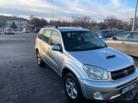 Toyota Rav4 2.0 D-4D FACE 133000 км!!!!, снимка 2