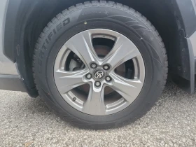 Toyota Rav4 Awd Hybrid Xle 4x4 | Auto.bg — изображение 4