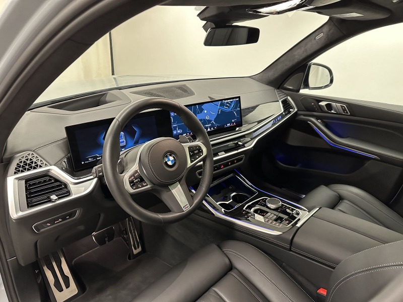 BMW X7 40d M-Sport Pro = Executive Drive Pro= Гаранция, снимка 10 - Автомобили и джипове - 46385359