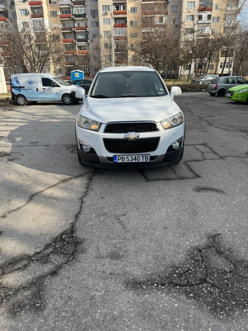 Chevrolet Captiva 2.2, снимка 15 - Автомобили и джипове - 48884857