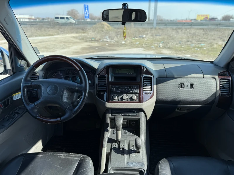 Mitsubishi Pajero DID 3.2, снимка 11 - Автомобили и джипове - 49236515