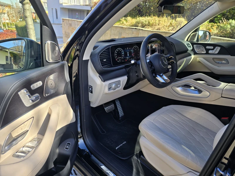 Mercedes-Benz GLS 63 AMG 4M+ Ultimate Pano Distronic 360 Camera AMG седалки, снимка 11 - Автомобили и джипове - 52311663