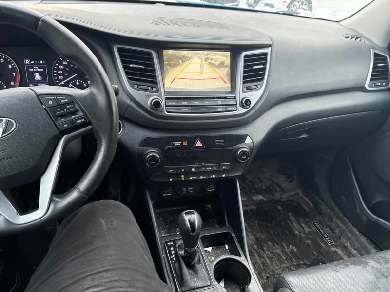 Hyundai Tucson * Luxury * CARFAX * БЕЗ ПЪРВОНАЧАЛНА ВНОСКА, снимка 9 - Автомобили и джипове - 53277913