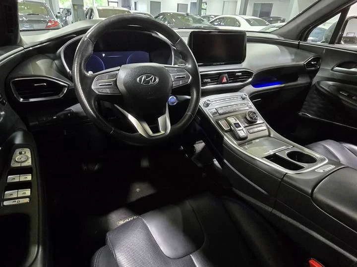 Hyundai Santa fe Ultimate Calligraphy AWD No Accident - изображение 7