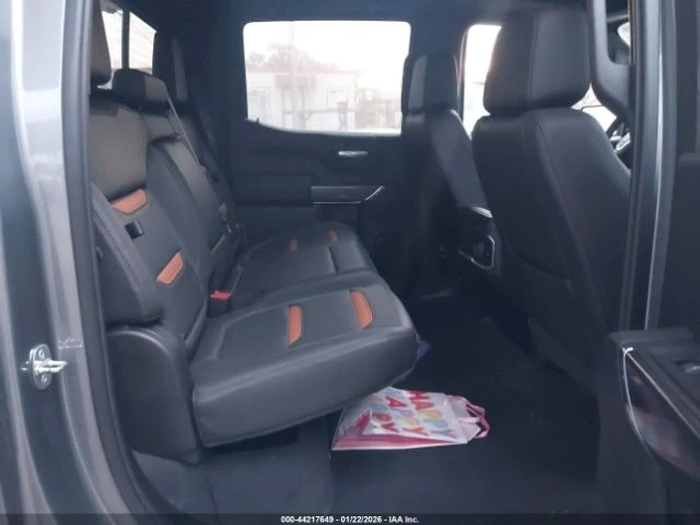 Gmc Sierra 6.2* AT4* 4WD* КОЖА* ПОДГРЕВ* NAVI* LED* , снимка 8 - Автомобили и джипове - 55433315