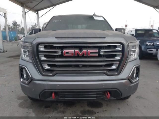 Gmc Sierra 6.2* AT4* 4WD* КОЖА* ПОДГРЕВ* NAVI* LED* , снимка 11 - Автомобили и джипове - 55433315